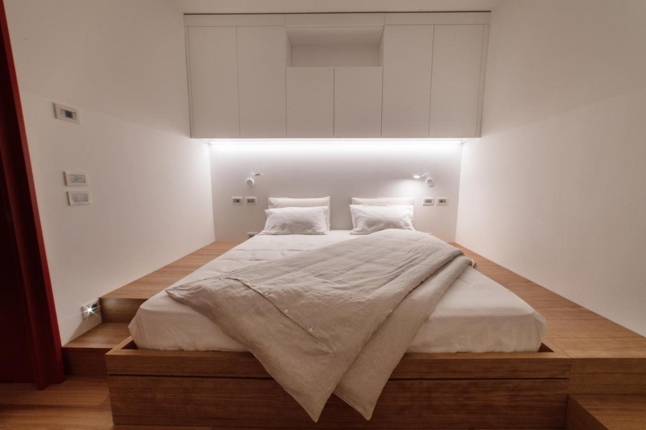 Апартаменты Catoo Dimora Di Design Park In Palazzo Nobiliare Al Duomo Падуя Экстерьер фото