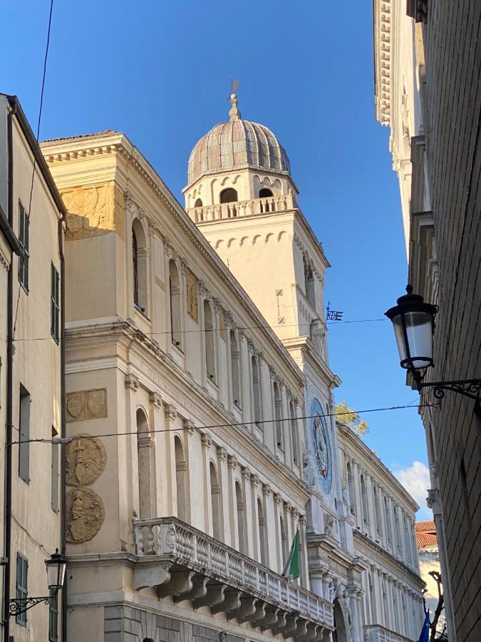 Апартаменты Catoo Dimora Di Design Park In Palazzo Nobiliare Al Duomo Падуя Экстерьер фото