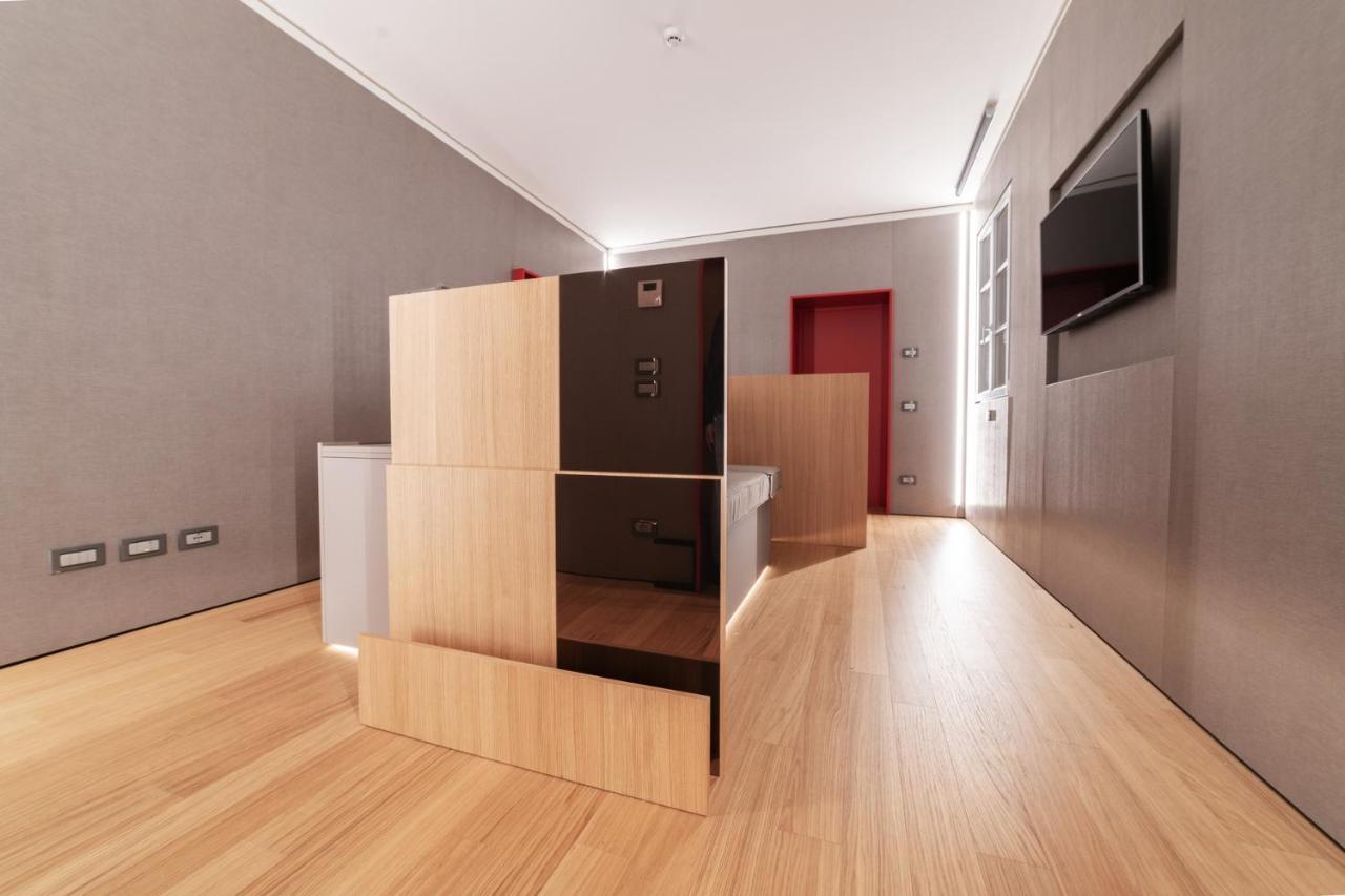 Апартаменты Catoo Dimora Di Design Park In Palazzo Nobiliare Al Duomo Падуя Экстерьер фото